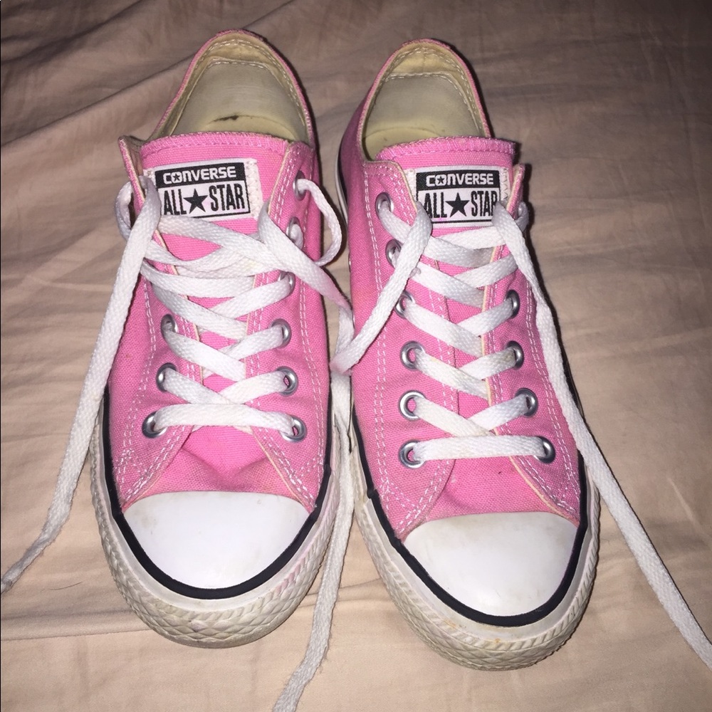 pink converse